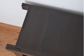 アンティーク家具　古民具・骨董　使い込まれた趣のある結霜ガラス三尺水屋箪笥(食器棚・収納棚)