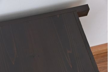 アンティーク家具　古民具・骨董　使い込まれた趣のある結霜ガラス三尺水屋箪笥(食器棚・収納棚)