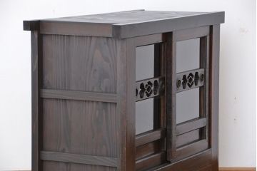 アンティーク家具　古民具・骨董　使い込まれたガラス引き戸三尺水屋箪笥(食器棚、収納棚)