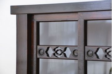 アンティーク家具　古民具・骨董　使い込まれたガラス引き戸三尺水屋箪笥(食器棚、収納棚)