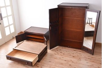 中古　北海道民芸家具　特注品　樺材　三段重ね　洋服箪笥(ワードローブ・衣類収納)