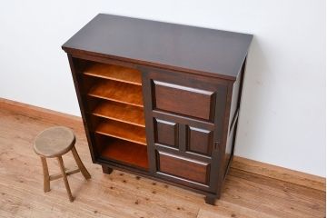 中古　北海道民芸家具　特注品　樺材　脚付き下駄箱(収納棚)(定価約20万)