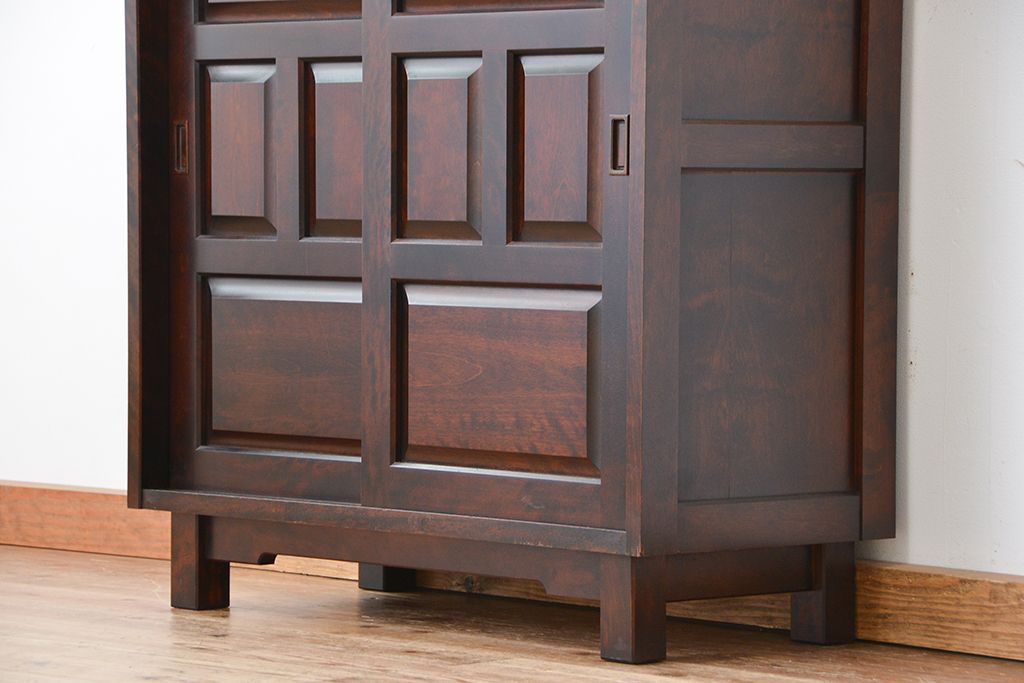 中古　北海道民芸家具　特注品　樺材　脚付き下駄箱(収納棚)(定価約20万)