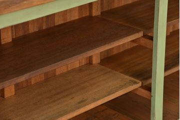 レトロ家具　昭和レトロ　古い木の丸脚付きペイントカウンターテーブル(収納棚付き)(作業台)(飾り棚)