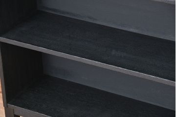 アンティーク家具　アンティーク　艶消しブラックペイント飾り棚・陳列棚