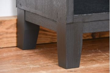 アンティーク家具　アンティーク　艶消しブラックペイント飾り棚・陳列棚