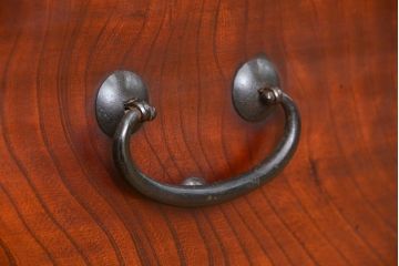 アンティーク家具　古民具・骨董　前面欅材　時代箪笥ローボード(収納棚)(ローチェスト)