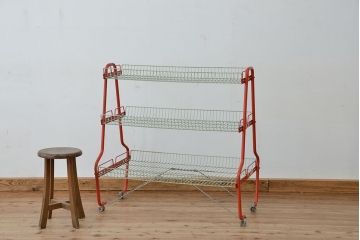 レトロ家具　★昭和レトロ　かわいいアイアンワゴン(アイアンラック)