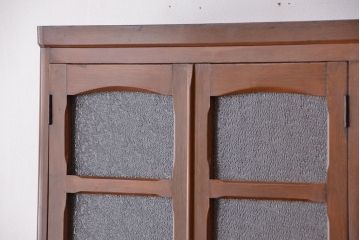 アンティーク家具　アンティーク　素敵なデザインの二段重ね　ナラ材の食器棚(収納棚)