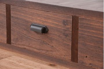 アンティーク家具　アンティーク　三杯引き出しローチェスト(1)(ローボード・置床)