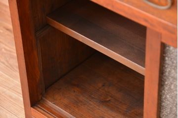 レトロ家具　昭和レトロ けんどん付き 味のある幅の狭い食器棚(水屋箪笥・収納棚)