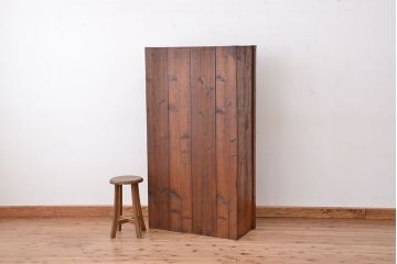 レトロ家具　昭和レトロ けんどん付き 味のある幅の狭い食器棚(水屋箪笥・収納棚)