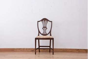 ヴィンテージ家具　イギリスビンテージ　古いチーク材の気品のあるダイニングチェア(椅子、イス)