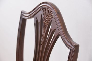 ヴィンテージ家具　イギリスビンテージ　古いチーク材の気品のあるダイニングチェア(椅子、イス)