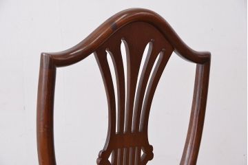 ヴィンテージ家具　イギリスビンテージ　古いチーク材の気品のあるダイニングチェア(椅子、イス)
