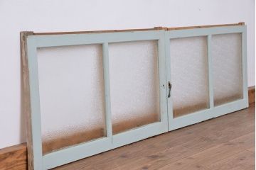 アンティーク ペンキの剥げた小振りなダイヤガラス戸 2枚セット(1)(窓・引き戸)
