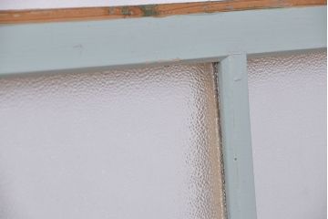 アンティーク ペンキの剥げた小振りなダイヤガラス戸 2枚セット(1)(窓・引き戸)