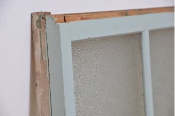 アンティーク ペンキの剥げた小振りなダイヤガラス戸 2枚セット(1)(窓・引き戸)