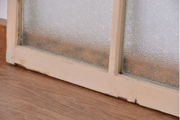 アンティーク ペンキの剥げた小振りなダイヤガラス戸 2枚セット(1)(窓・引き戸)