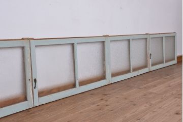 アンティーク ペンキの剥げた横長ダイヤガラス戸 4枚セット(ガラス窓・引き戸)