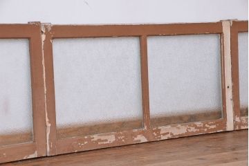 アンティーク ペンキの剥げた横長ダイヤガラス戸 4枚セット(ガラス窓・引き戸)