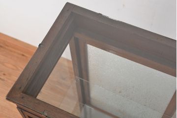 アンティーク家具　大正ロマン　古い洋館の丸脚付きガラスケース(ショーケース、収納棚、陳列棚)