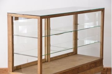 レトロ家具　アンティーク　古い木味の引き出し付きレトロガラスショーケース(収納棚、陳列棚、ガラスケース)
