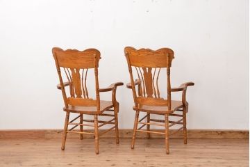 ★中古 IDC大塚家具取扱品 Shin-Lee(シンリー) オーク材ダイニングアームチェア2脚セット(椅子/イス)