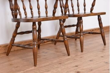 中古　飛騨産業 キツツキマーク　ダイニングチェア2脚セット?(アームチェア/椅子)