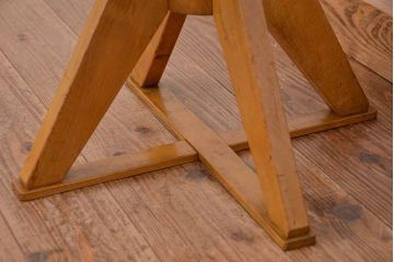 レトロ家具　アンティーク 古い木のレトロな回転チェア(椅子/イス)