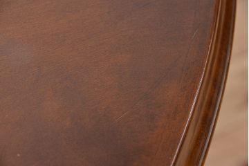 中古　飛騨産業 キツツキマーク　ラウンドダイニングテーブル
