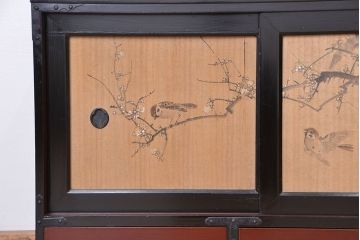 アンティーク家具　古民具・骨董　明治〜大正時代　梅と雀の図　上品な時代箪笥ローボード