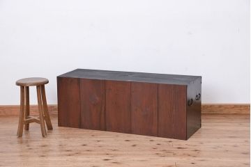 アンティーク家具　古民具・骨董　明治〜大正時代　上品な時代箪笥ローボード(ローチェスト・刀箪笥)