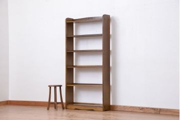 レトロ家具　昭和レトロ　シンプルな縦型　本棚(飾り棚・ブックケース)