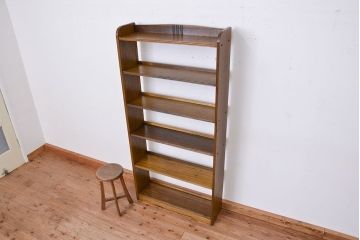 レトロ家具　昭和レトロ　シンプルな縦型　本棚(飾り棚・ブックケース)