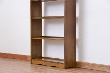 レトロ家具　昭和レトロ　シンプルな縦型　本棚(飾り棚・ブックケース)