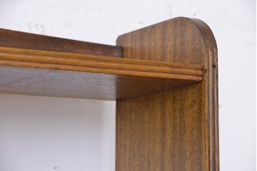 レトロ家具　昭和レトロ　シンプルな縦型　本棚(飾り棚・ブックケース)