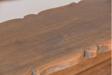アンティーク家具　イギリスアンティーク　古い木味の彫刻サイドテーブル(デスク/机)