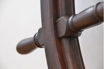 アンティーク雑貨　アンティーク　古い船艦で使われた欅材の大型操舵輪(ラット)(北川工業)