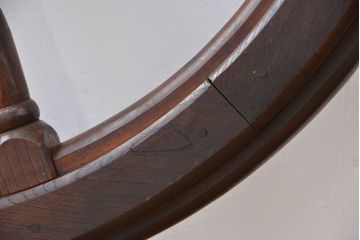 アンティーク雑貨　アンティーク　古い船艦で使われた欅材の大型操舵輪(ラット)(北川工業)