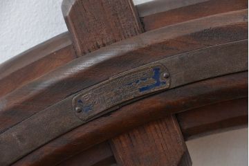 アンティーク雑貨　アンティーク　古い船艦で使われた欅材の大型操舵輪(ラット)(北川工業)