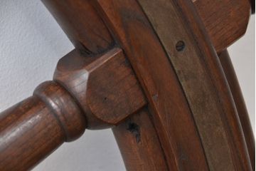 アンティーク雑貨　アンティーク　古い船艦で使われた欅材の大型操舵輪(ラット)(北川工業)