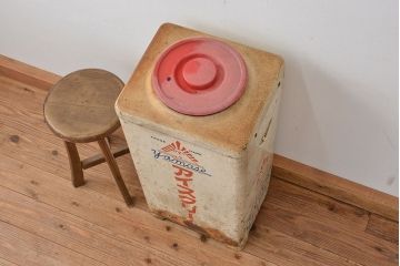 アンティーク雑貨　昭和レトロ　古い駄菓子屋さんのアイスクリーム入れ(アンティーク保冷庫)
