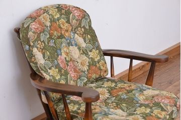 【傷みあり】中古　飛騨産業　キツツキマーク 1人掛けソファ(椅子/ソファ)