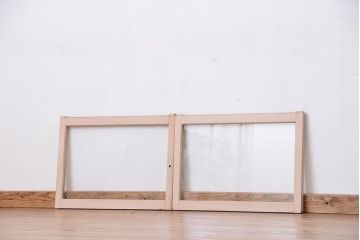 アンティーク　古い木のシンプルなペイントガラス引き戸 2枚セット(1)(窓/ガラス戸)