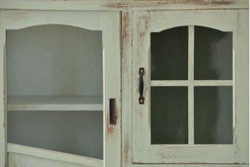 レトロ家具　☆昭和レトロ　アンティークペイントの作業台付き食器棚(モールガラス収納棚)