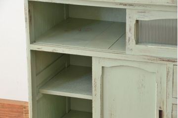 レトロ家具　☆昭和レトロ　アンティークペイントの作業台付き食器棚(モールガラス収納棚)