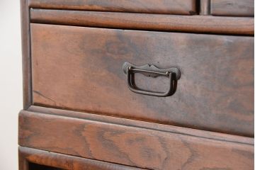アンティーク家具　☆古民具・骨董　前面黒柿材貼り　二段重ね茶箪笥(茶棚、飾り棚)
