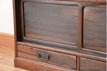 アンティーク家具　☆古民具・骨董　前面黒柿材貼り　二段重ね茶箪笥(茶棚、飾り棚)