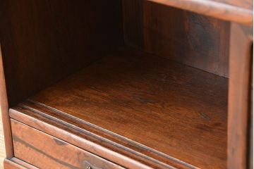 アンティーク家具　☆古民具・骨董　前面黒柿材貼り　二段重ね茶箪笥(茶棚、飾り棚)